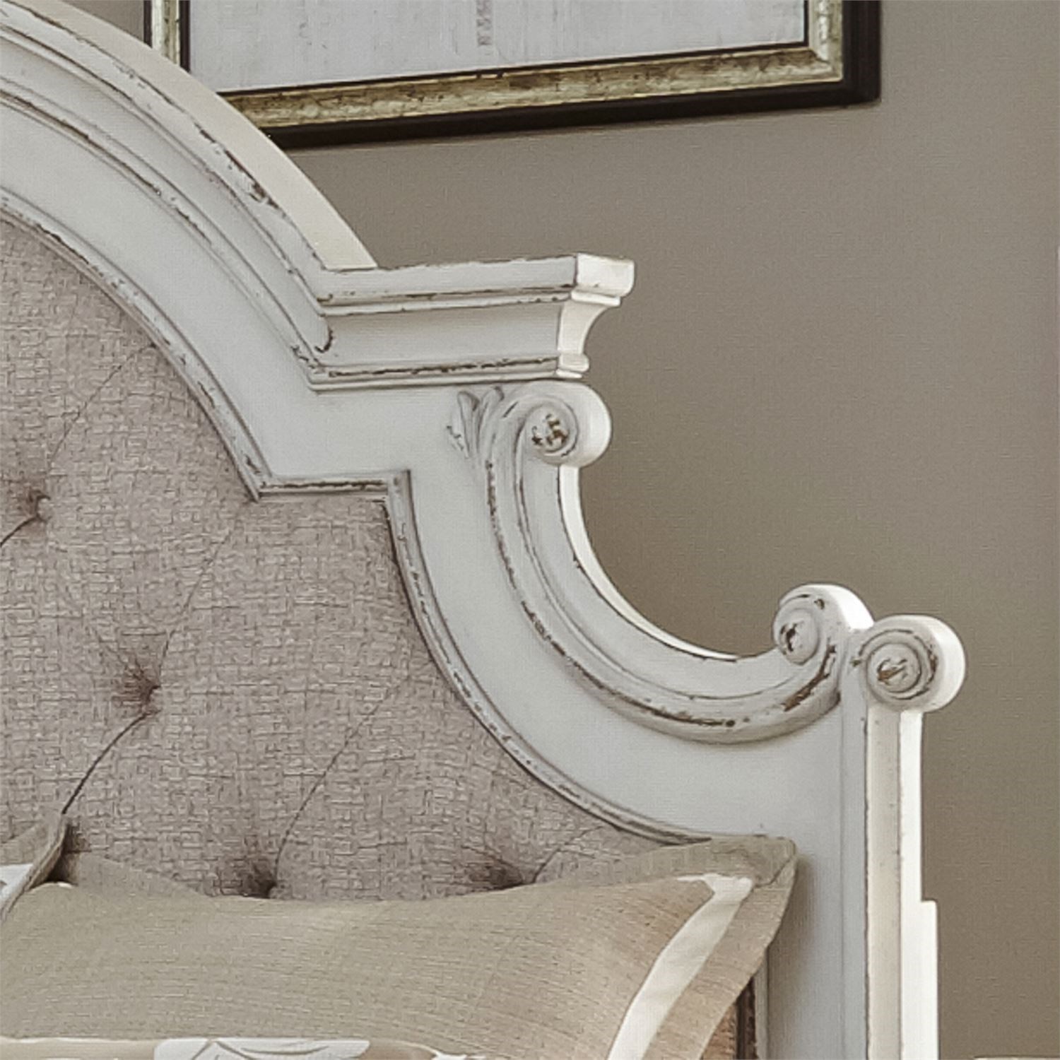 Liberty Furniture Magnolia Manor A244BR13HU Queen Upholstered